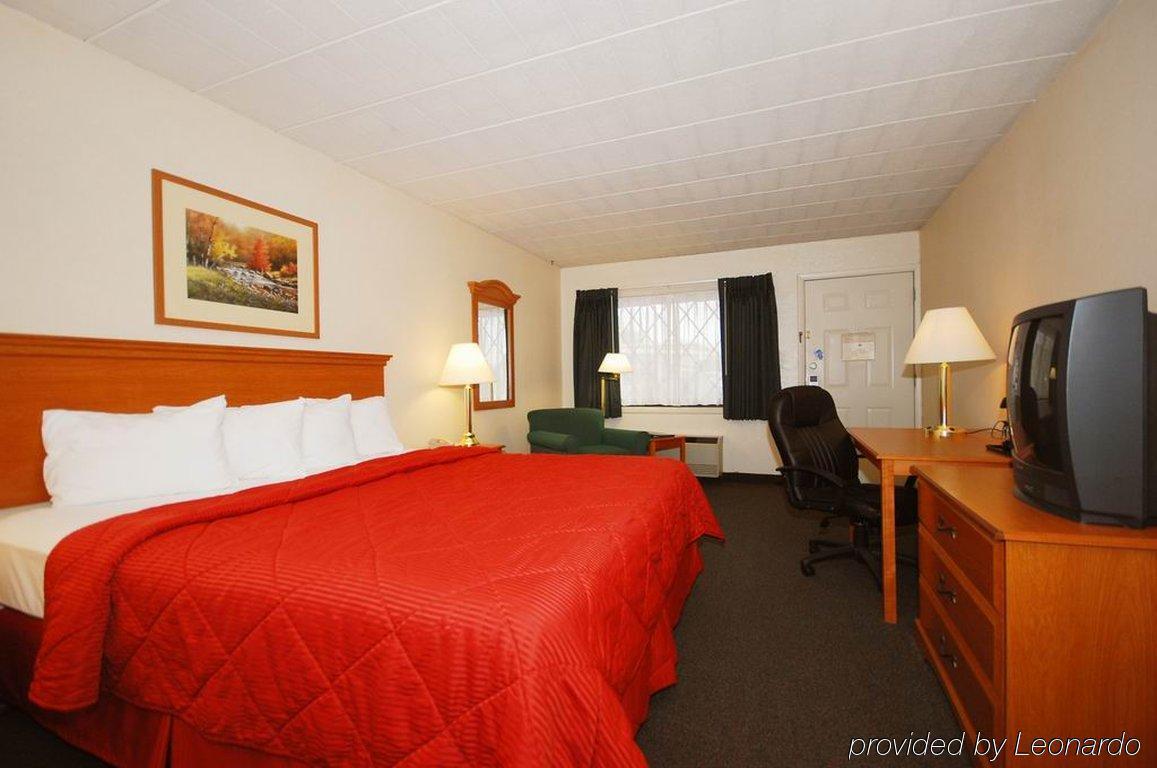 Travelodge By Wyndham Bedford Room photo